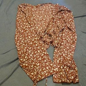 Long sleeve crop top